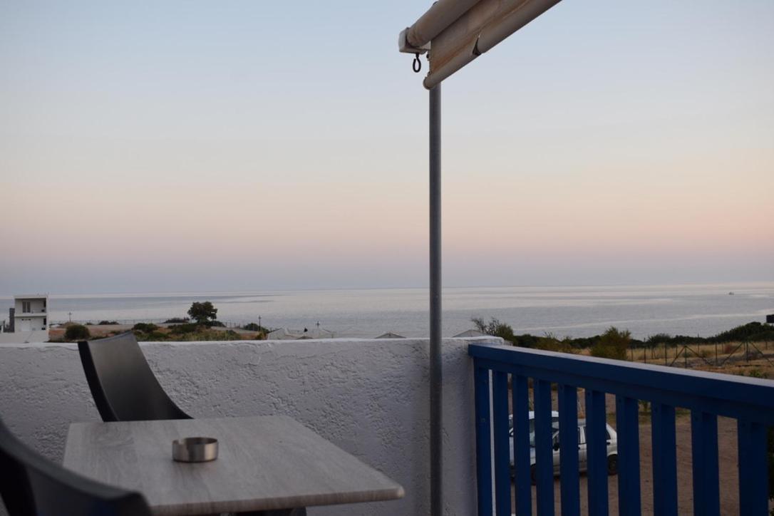 Katovigli Seaview Apartment Makrýgialos 외부 사진