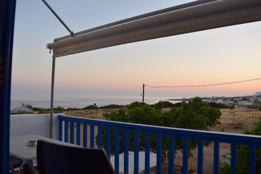 Katovigli Seaview Apartment Makrýgialos 외부 사진